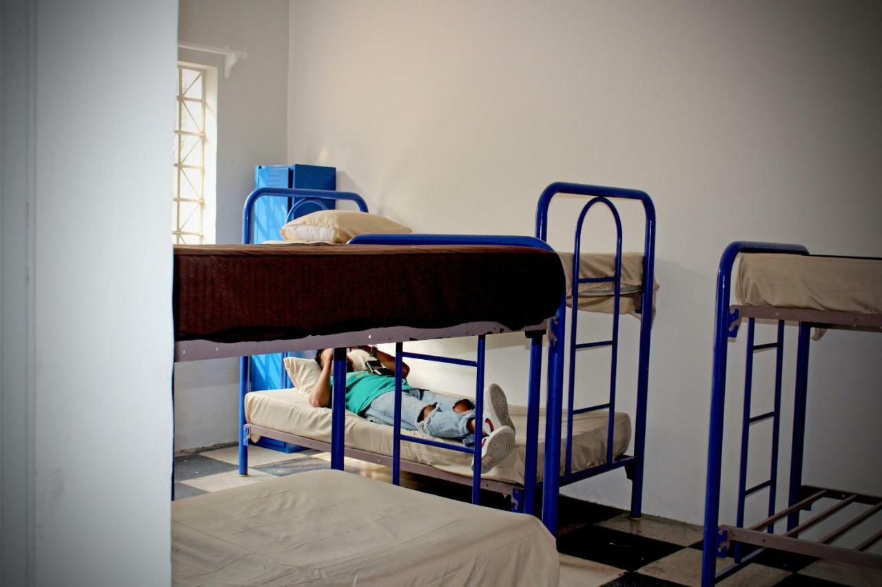 Hostal Americana غوادالاجارا المظهر الخارجي الصورة