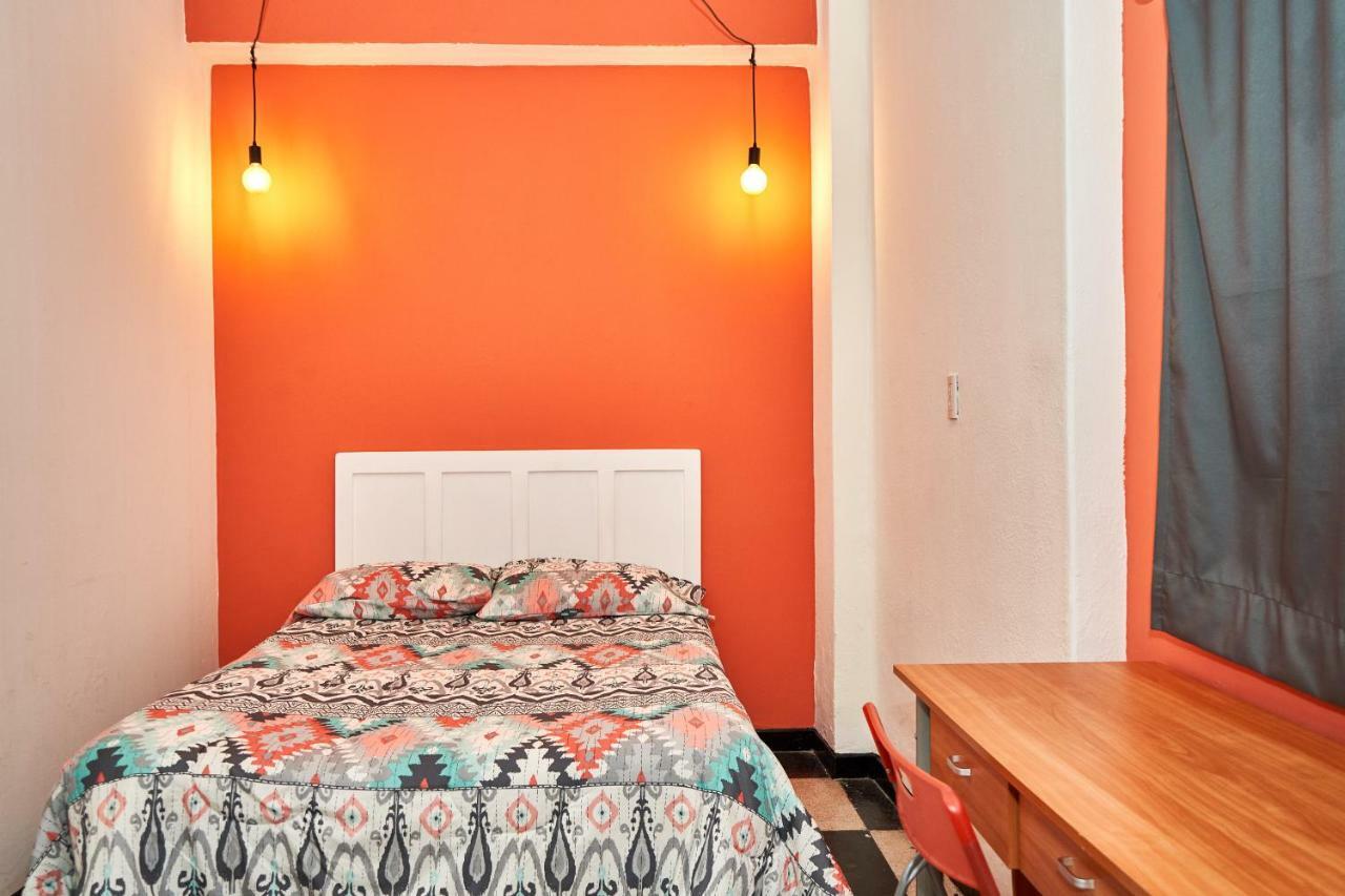 Hostal Americana غوادالاجارا المظهر الخارجي الصورة