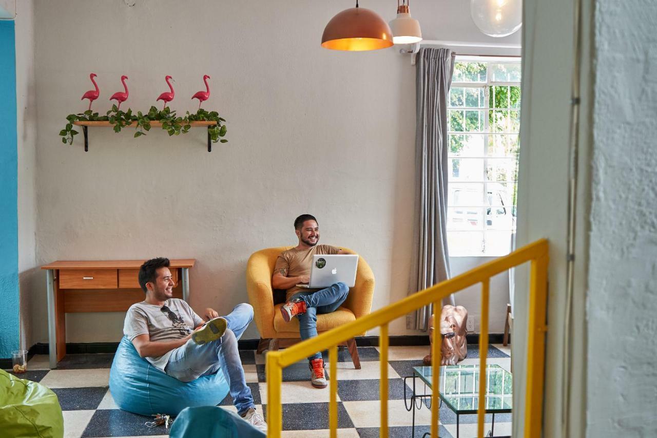 Hostal Americana غوادالاجارا المظهر الخارجي الصورة