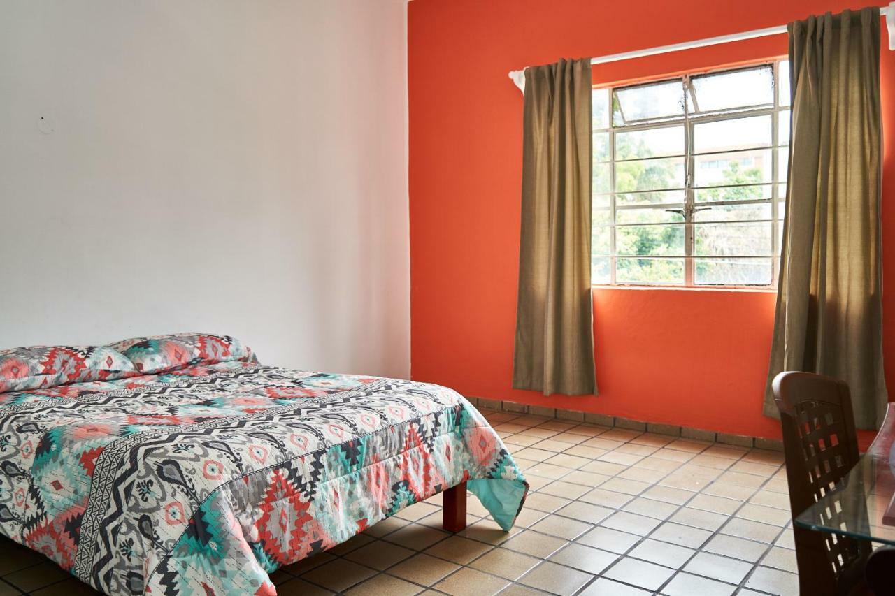Hostal Americana غوادالاجارا المظهر الخارجي الصورة
