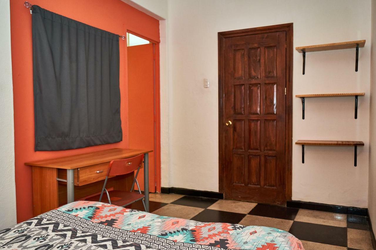 Hostal Americana غوادالاجارا المظهر الخارجي الصورة