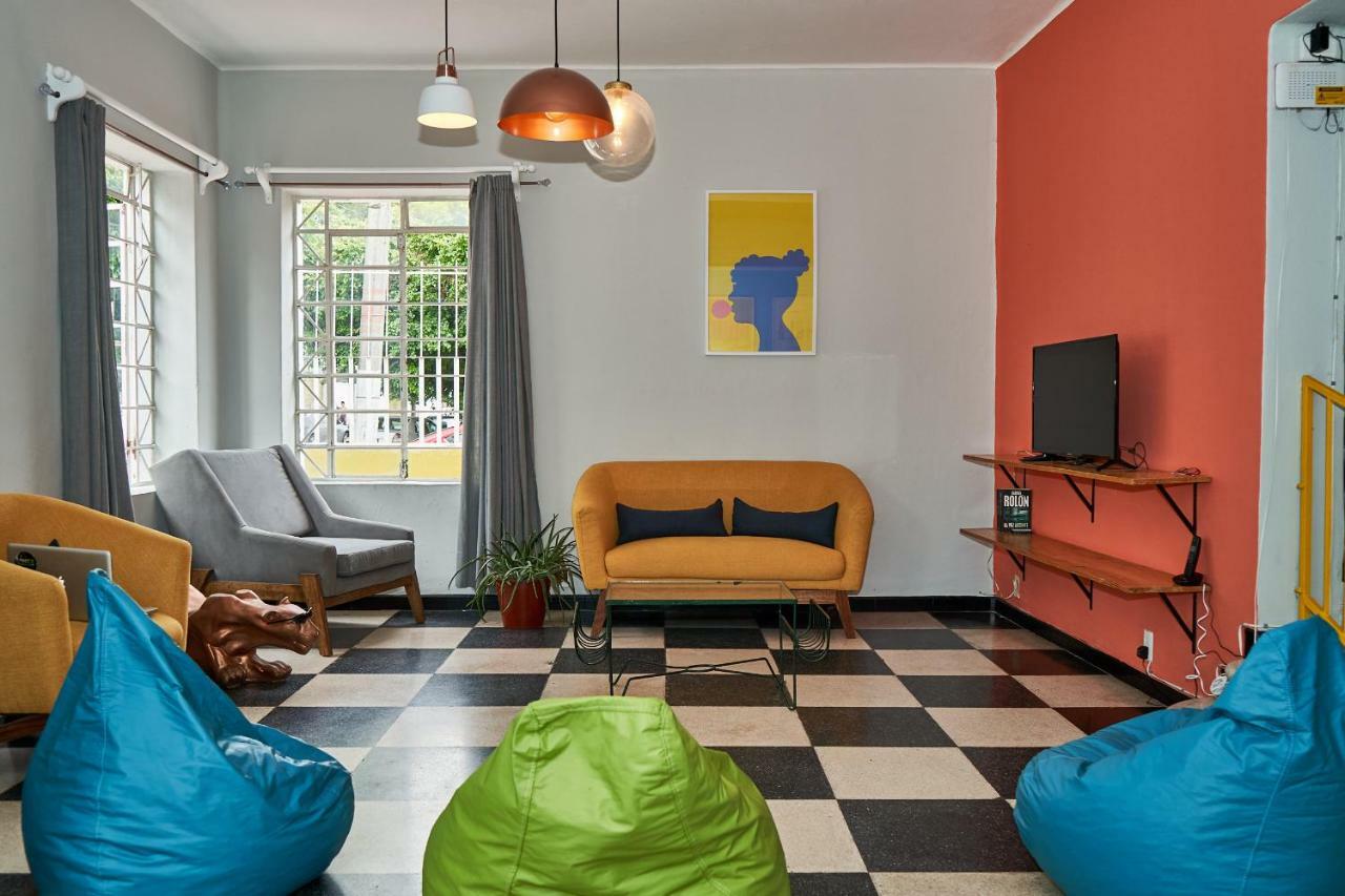Hostal Americana غوادالاجارا المظهر الخارجي الصورة