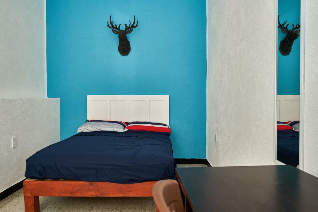 Hostal Americana غوادالاجارا المظهر الخارجي الصورة